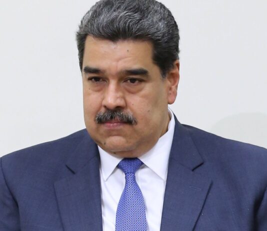 Venezuela’s Dictator Maduro Declares Christmas in October in a Delusional Attempt to Deflect Election Fraud Scandal – BELatina